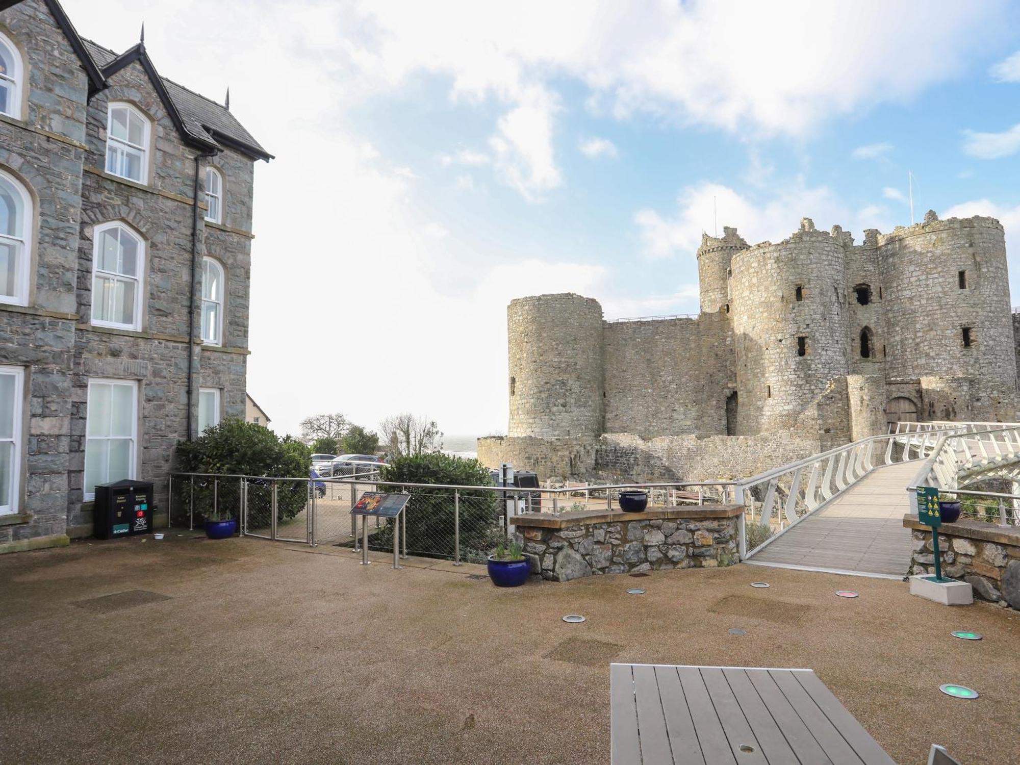 Harlech Apartments - Bendigeidfran Buitenkant foto