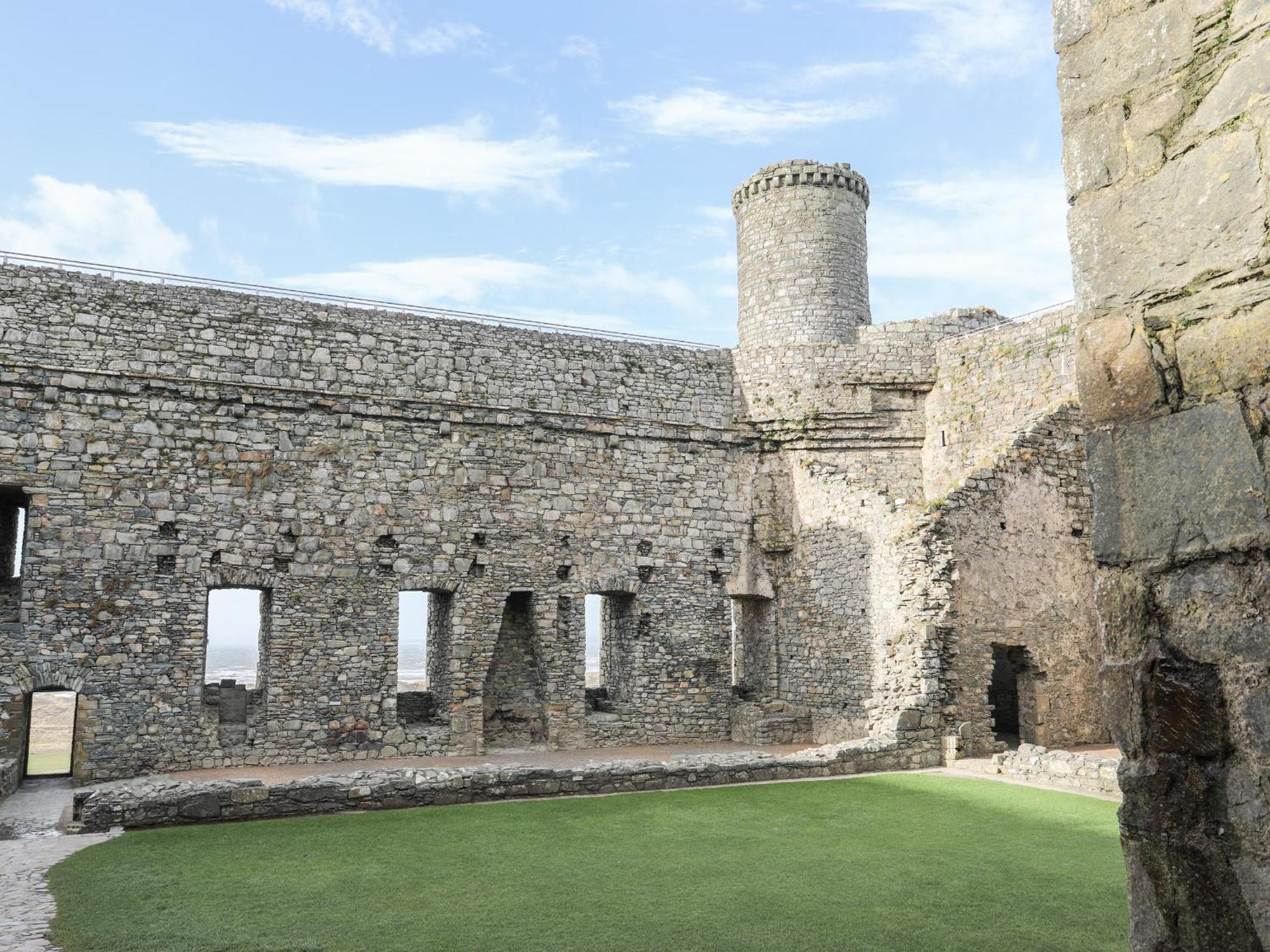 Harlech Apartments - Bendigeidfran Buitenkant foto